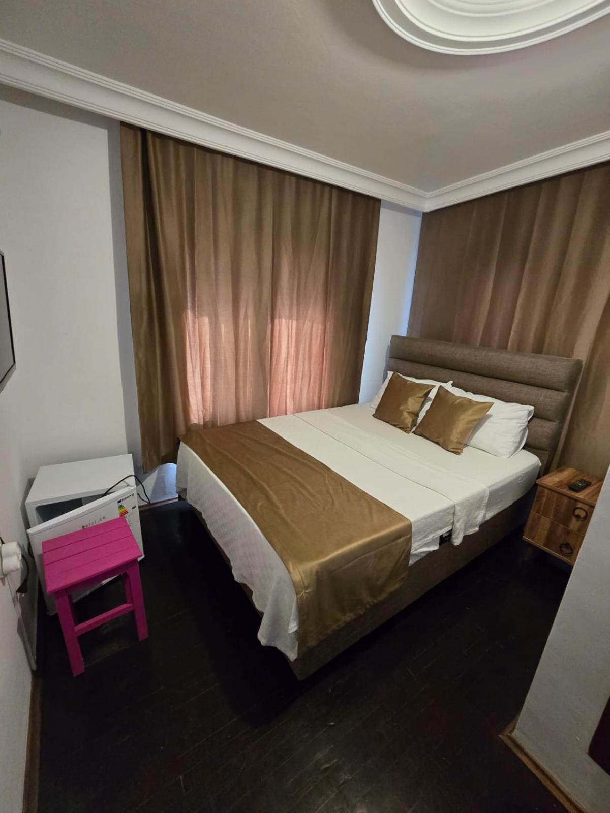 Meydan Otel Айвалык Экстерьер фото